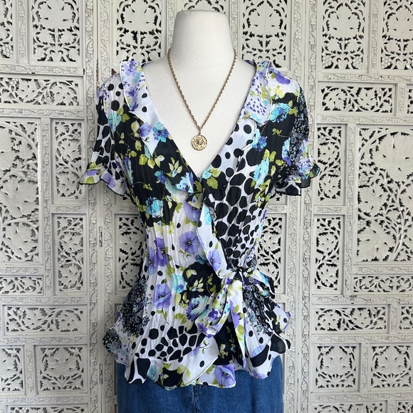 Dressbarn NWT Sheer Crinkle Ruffle Short Sleeve Wrap Blouse With Buttons Sz M - Picture 1 of 7